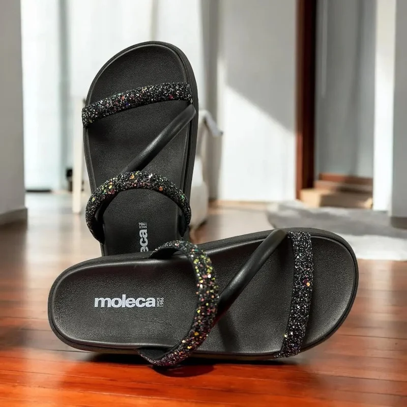 chinelo moleca