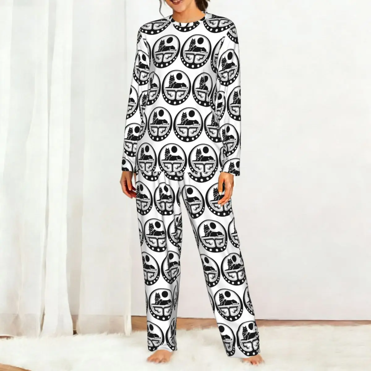 Chechen Wolf Coat Of Arms Ichkeria Chechnya Round Neck Long Sleeve Nightgowns for Sleepshirts Women Loose Pajama Set Long Pants