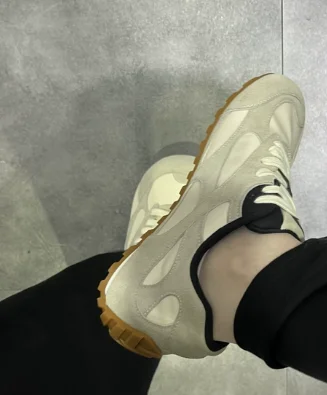 

New hot sale men's badminton shoes breathable sports tennis shoes non-slip breathable wear-resistant comfortable