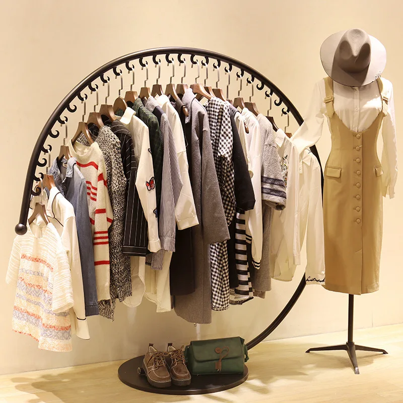 Creative display rack Clothing display rack Floor-to-ceiling beautiful round hanger