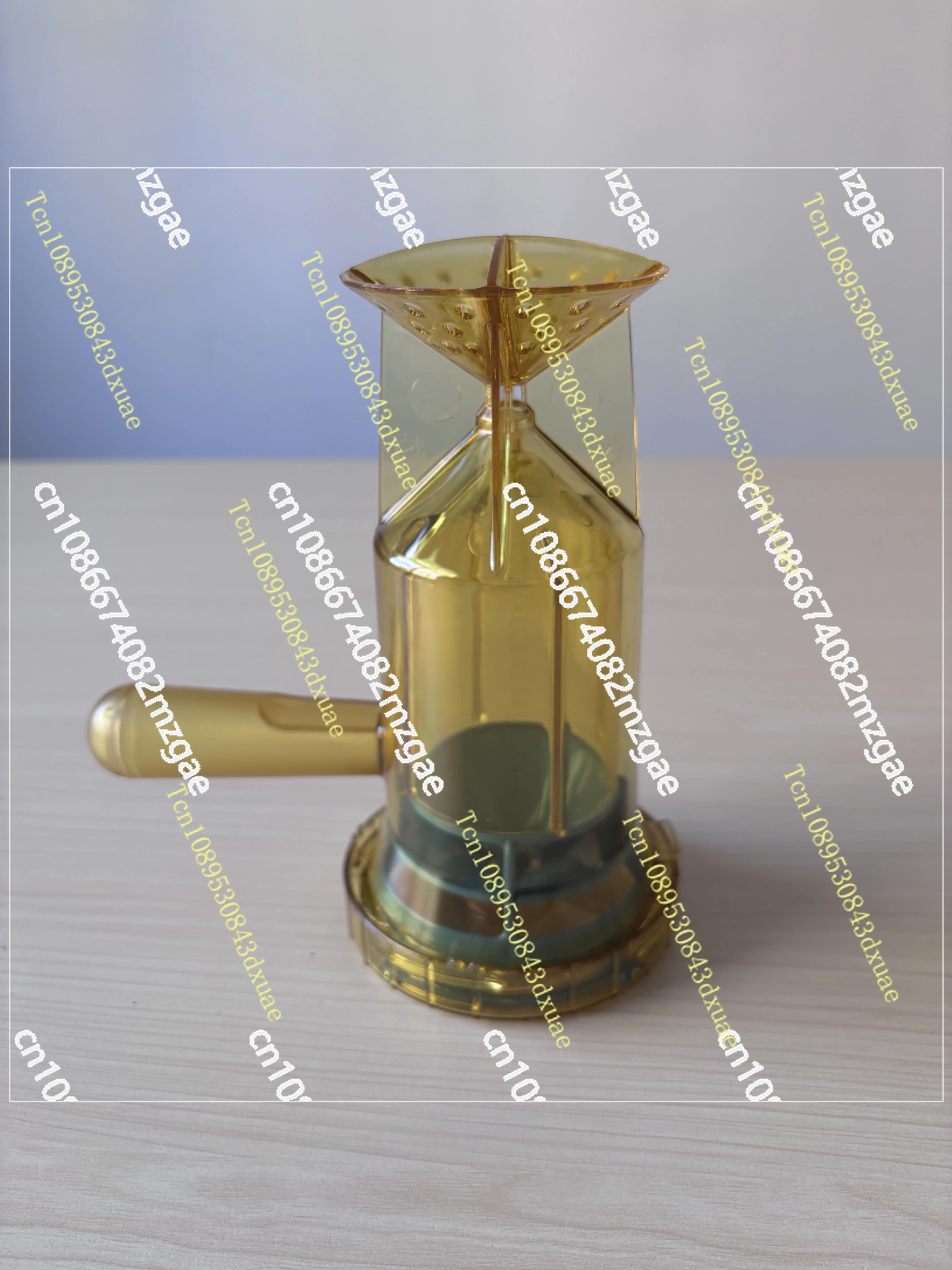 Seasoning Jar High Performance Trigger Salt Shaker Chips Salt Dispenser Quantitative Salt Dispenser