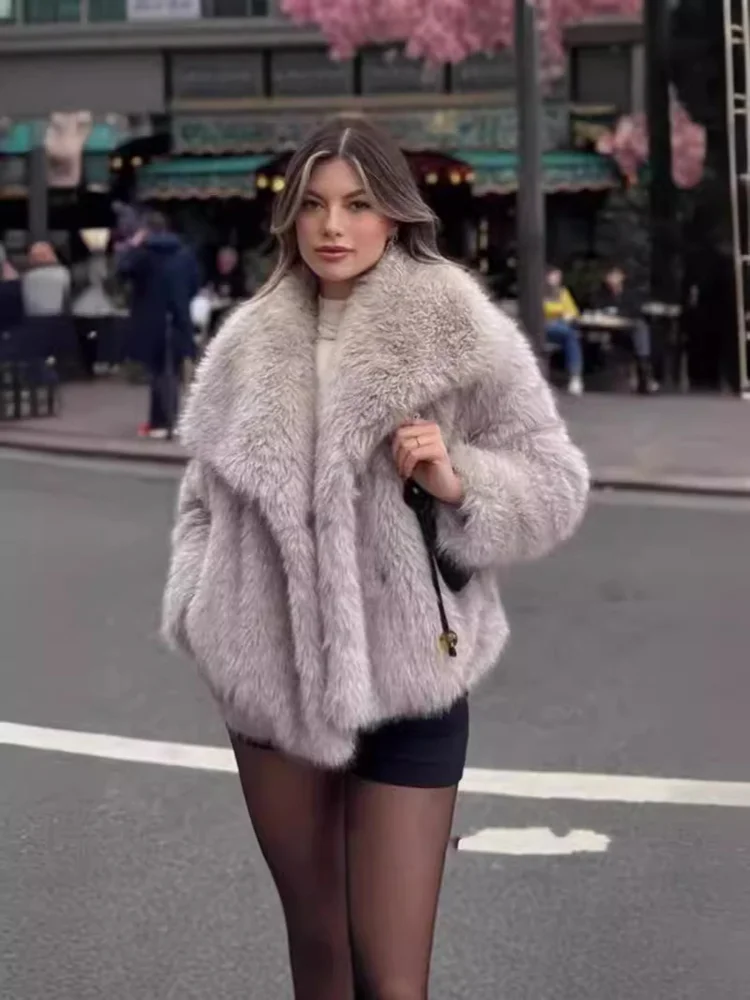 

European American Winter Faux Fur Large Lapel Socialite Noble Classic Elegant Fashionable Commuting Dating Warmth Soft Outerwear