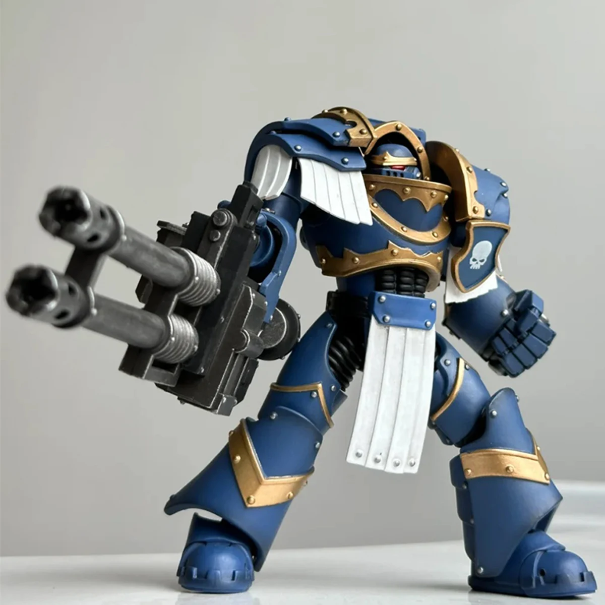 JOYTOY Warhammer 30k Ultramarines Action Figure Cataphractii Terminator Squad Sergeant Terminator Joints Movable Figurine Toys