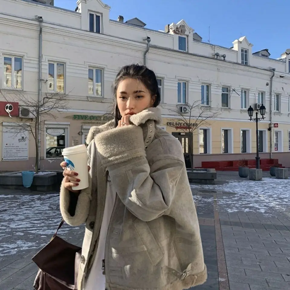 Suede Locomotive Clothing 2026 Autumn and Winter New Tooling Lamb Wool Short Jacket Women's Thickened Trendy Versatile Lamb Wool