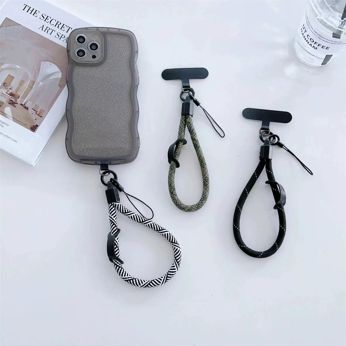 Short Phone Lanyard, New Phone Case, Hanging Chain, Mountain Climbing Wristband, Anti-Theft, Theft And Robbery Prevention