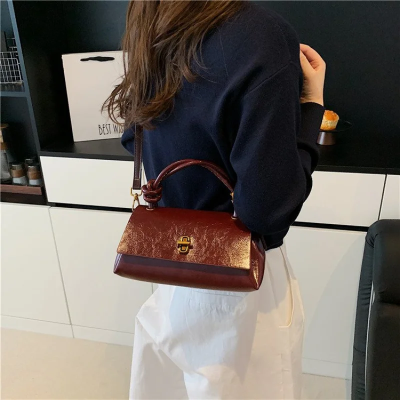 

Elegant Leather Crossbody Bag For Women By Famous Designer - Classic Shoulder Messenger Handbag In Luxury Brand Style