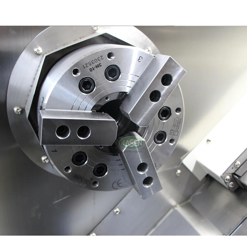 Hoge Precisie Fanuc Systeem Tck56y Met As Cnc Schuine Bed Metalen Draaibank