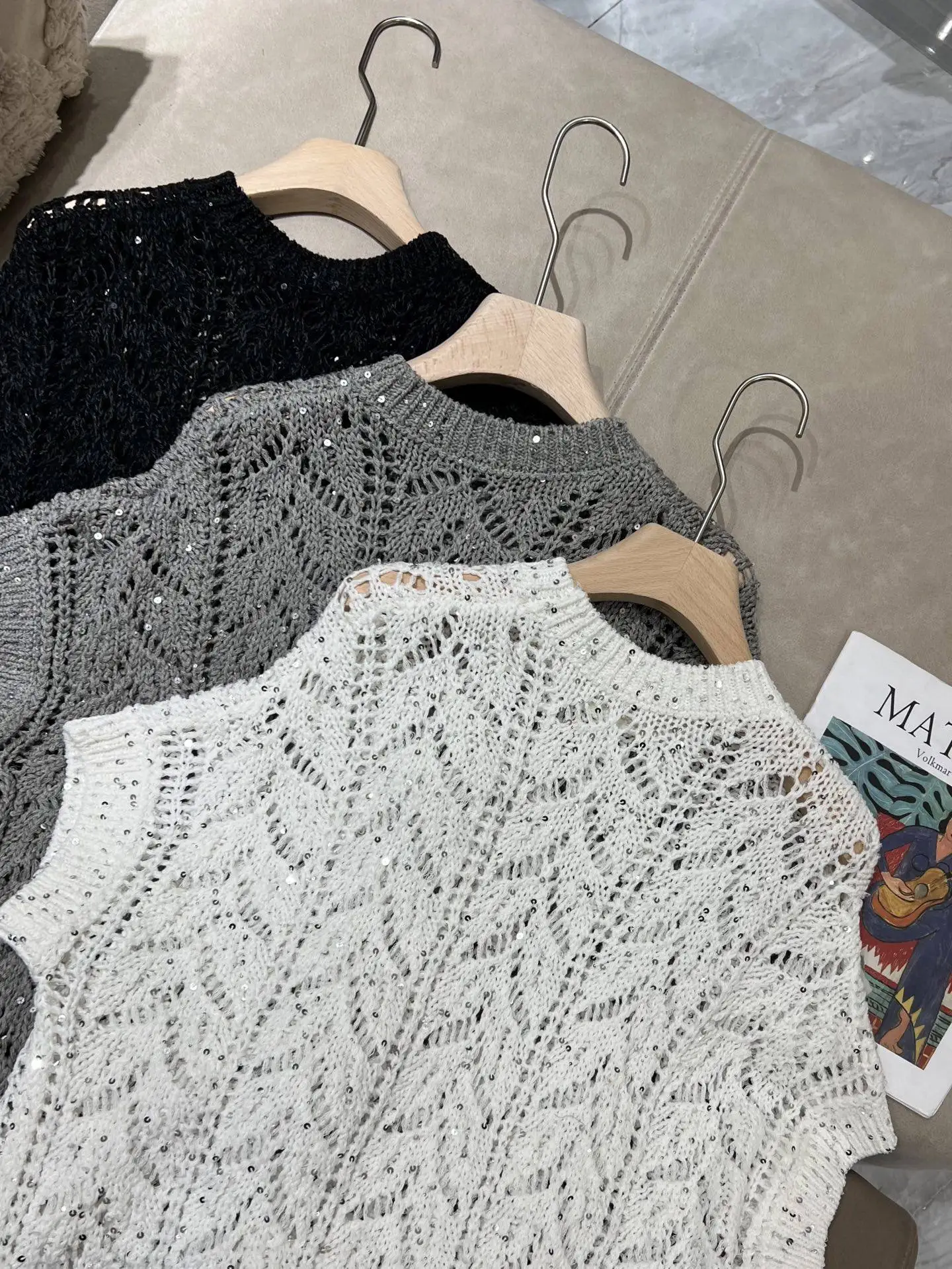 

Новая модная и универсальная льняная жилетка с вырезами и завязками для женщин на раннюю весну