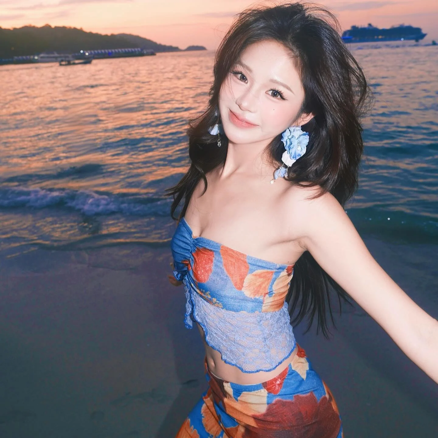 

Thai Sle Sexy Lace Bikini Tee Piece Set Women's Swimsuit for Vaion Hot Spring Resort Wear Ultra Sensual Strap Long Dr