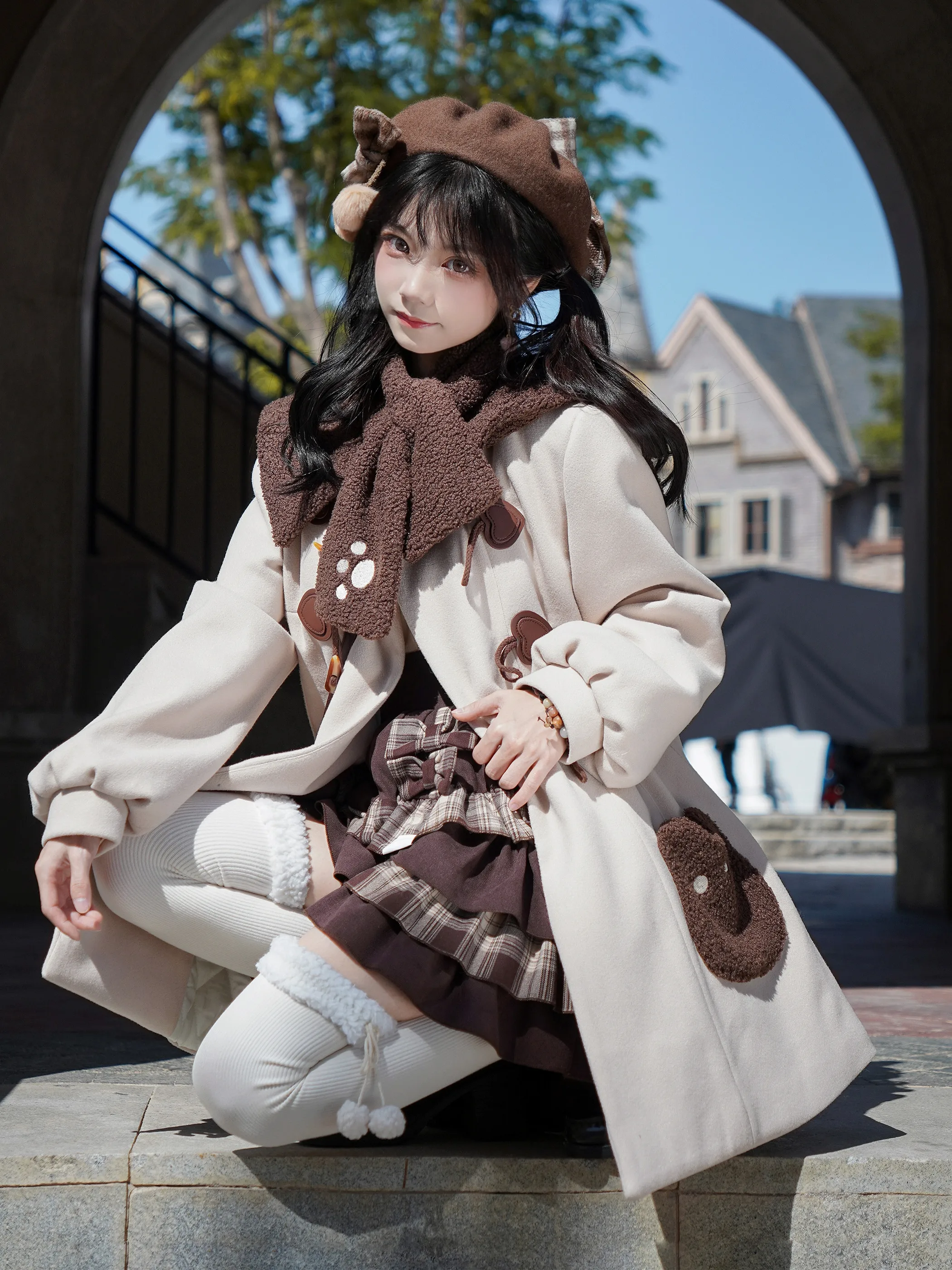2025 Autumn Winter New Off-White Horn Button Coat Japanese Cute College Style Woolen Jacket Brown Cake Short Skirt