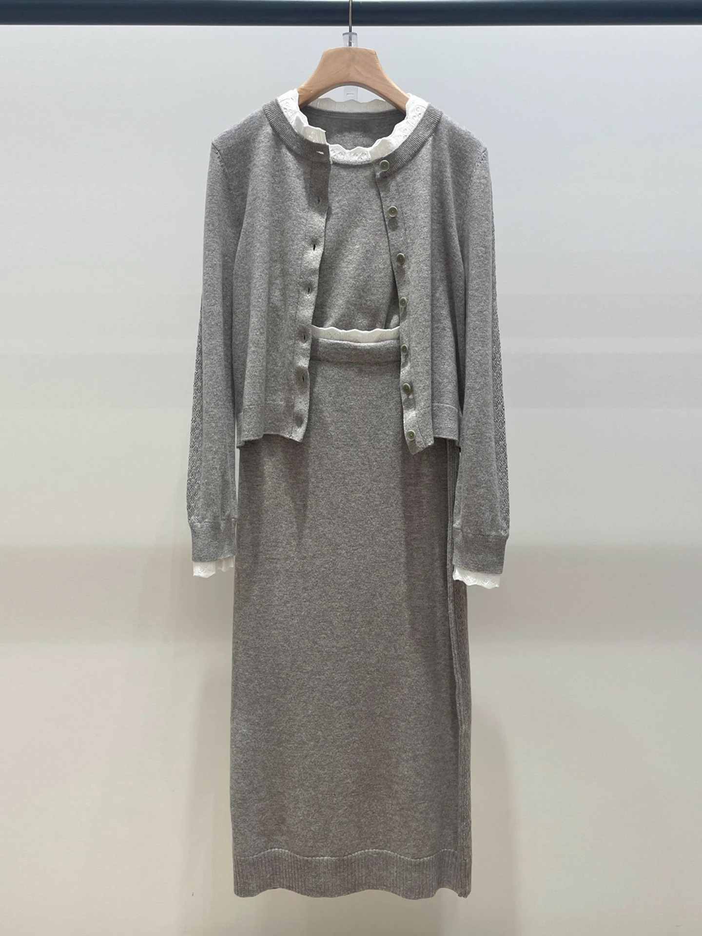 الراقية محبوك سترة مفتوحة أعلى f-تنورة مجموعة المرأة Faion الخريف الشتاء فرقة ألياف البوليستر زر إغلاق Casua...