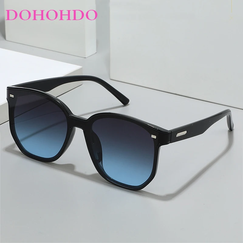 

Fashion New Sunglasses Men Retro Luxury Brand Square Trending Sun Glasses For Women Outdoors Travel Drive UV400 Lentes De Sol