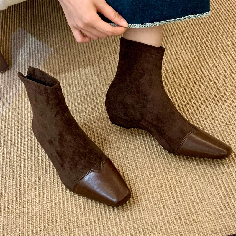 ساحة تو المرأة حذاء من الجلد الشقق فساتين راقية أحذية مصمم أحذية الشتاء الفاخرة 2025 جديد مريح المشي Mujer الثلوج بوتاس