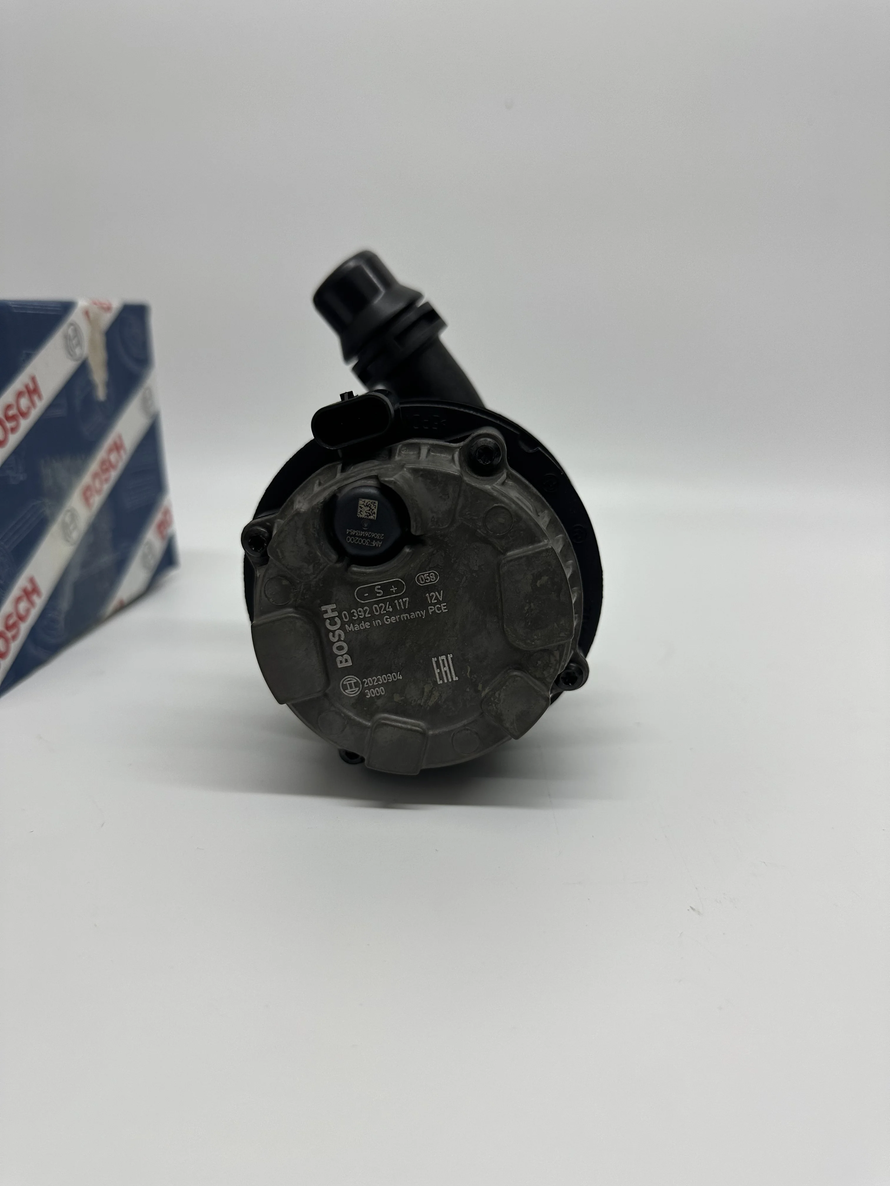 The 11518637953,11518637952,11518482744 are new to the BMW 3 Series 5 Series 7 Series G30, G38, G11, G12,520,525,730 auxiliary p