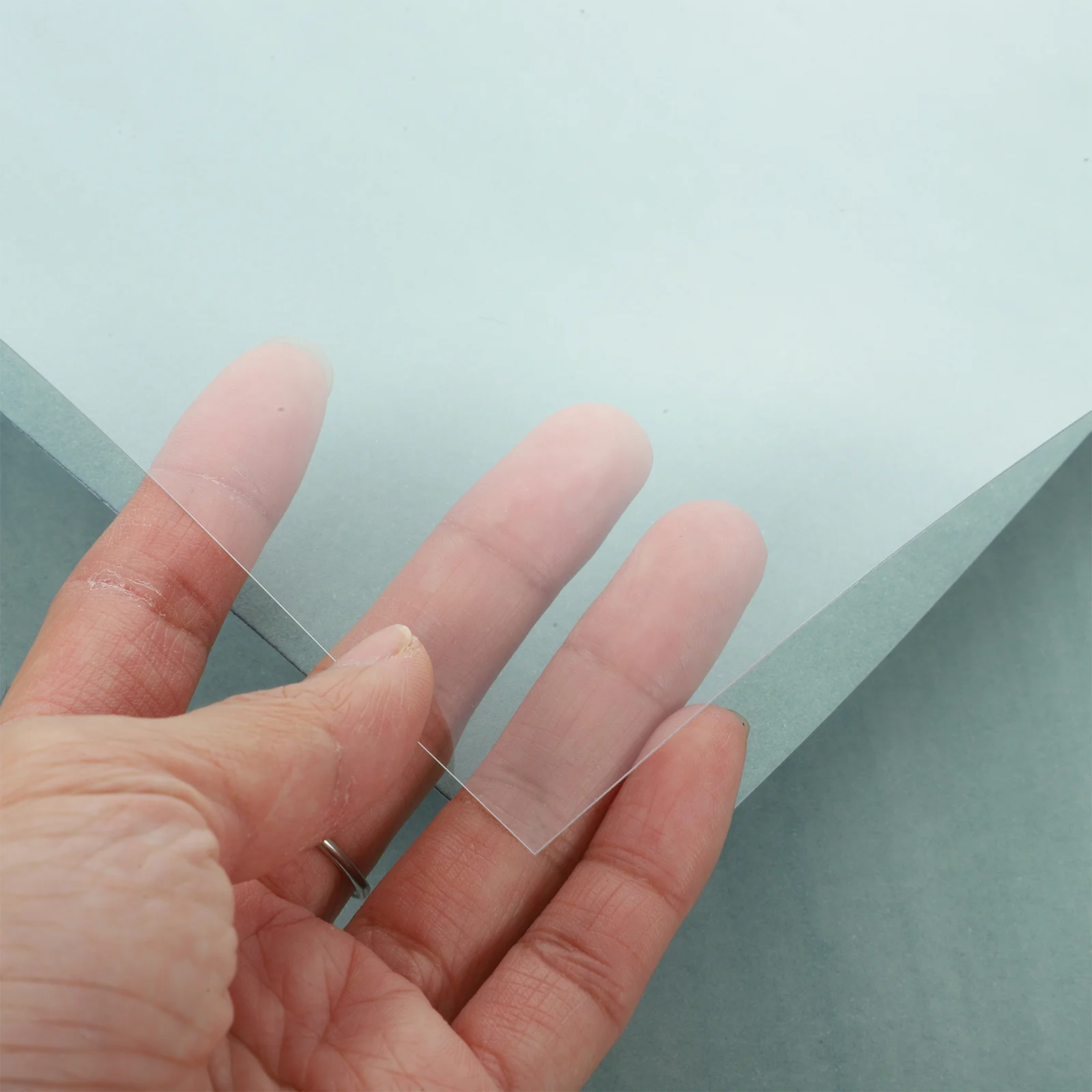 

1Set Cyanotype Paper Kit Sun Printing Paper A5 Size Bright Vivid Colors Durable Material for DIY Cyanotype Art Sun Activated