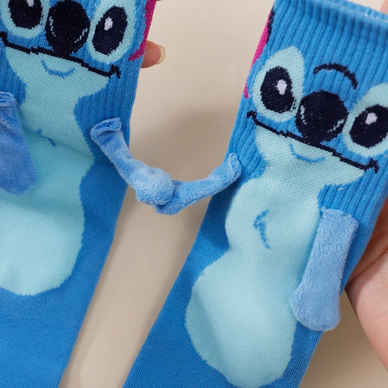 1/2 Pary Modnych Nowych Japońskich Skarpetek Damskich do Połowy Łydki z Wzorami z Kreskówek, Nowatorskie i Ciekawe Skarpetki dla Par Trzymających się za Ręce