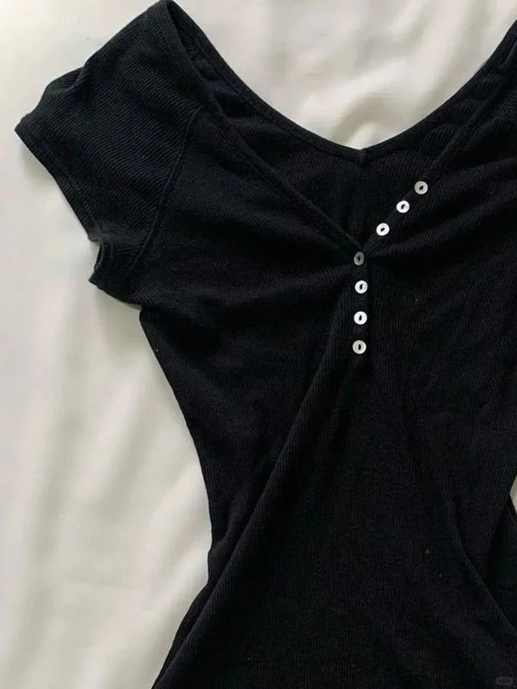 Y2k Aesthetic Fashion Button T-shirt Grunge Solid Short Sleeve Tshirts Kpop Streetwer Chic Designer Clothes Sexy Slim Tee Shirt