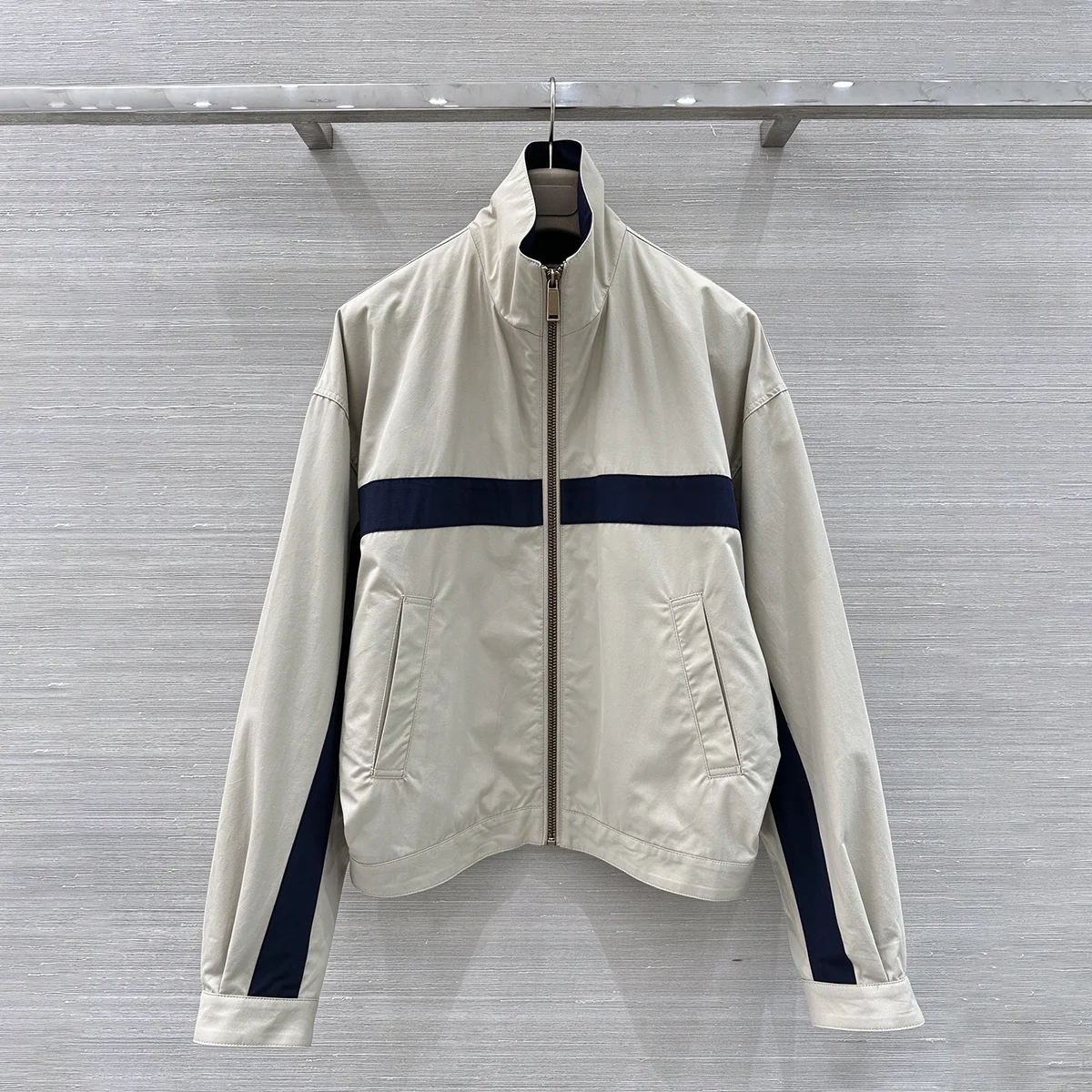 2026 high-quality women's American retro color blocked stand up collar jacket26107100