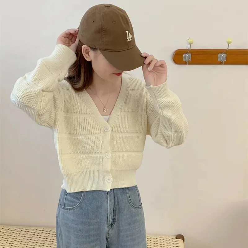 Elegant sweet beauty style sweater cardigan autumn and winter knitted Korean style loose long sleeved casual jacket top E2799