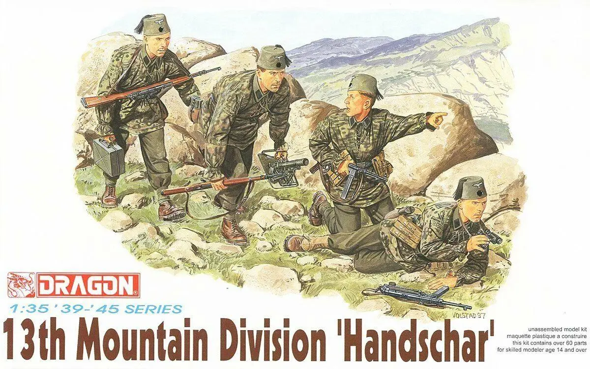 

DRAGON 6067 1/35 Scale 13th Mountain Division "Handschar" Model Kit