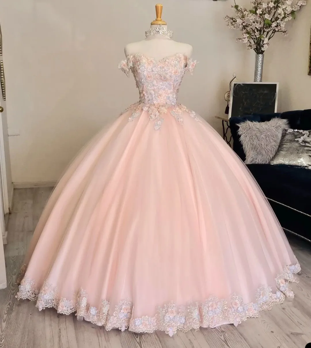 Light Pink Sweet 16 Quinceanera Dresses 3D Applique Beads Sweerheart Neck Corset Vestidos De 15 Ball Gown Special Occasion Dress