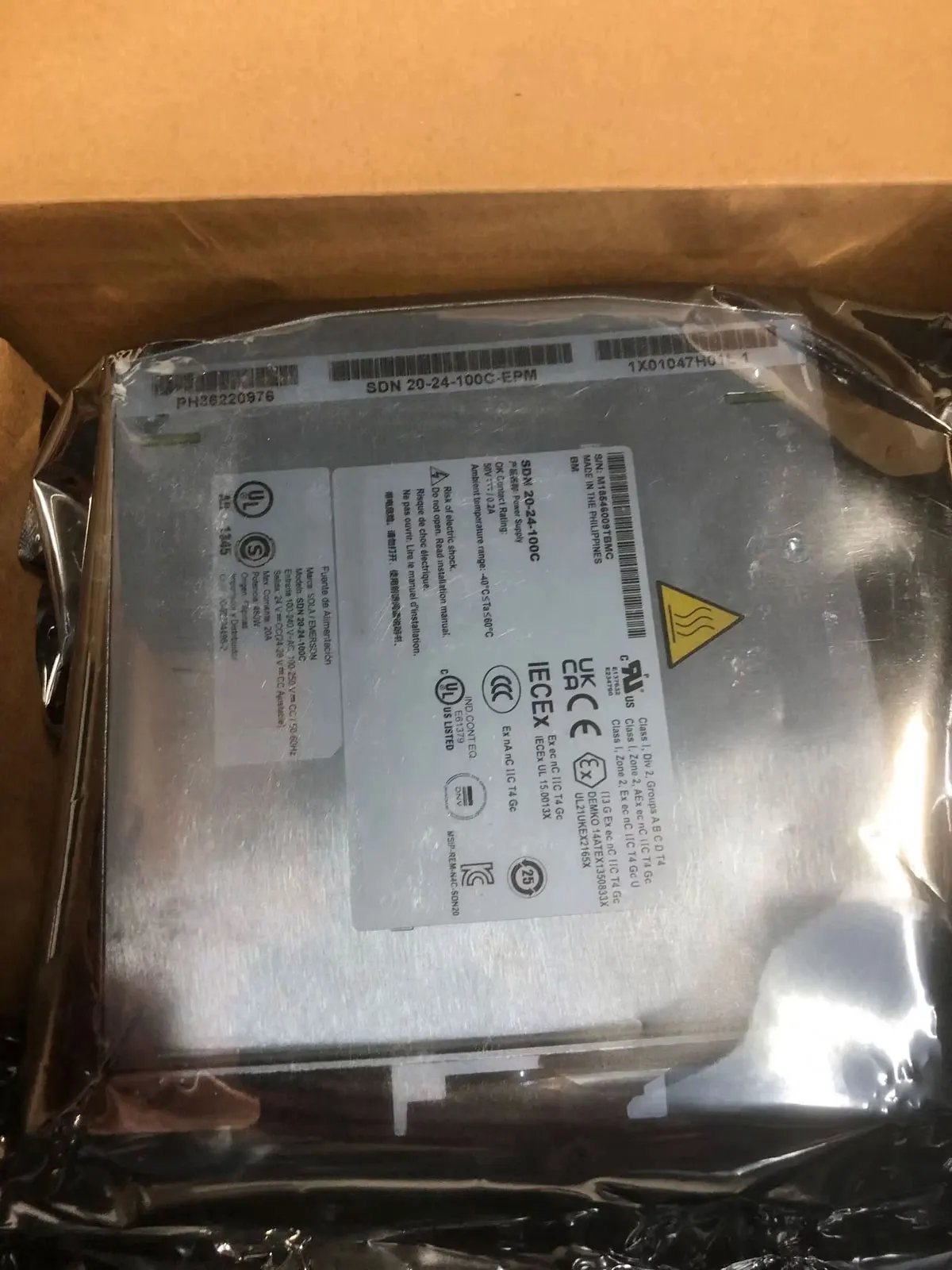 

Совершенно новый 1X01047H01L1 1X00884H01 Гарантия один год