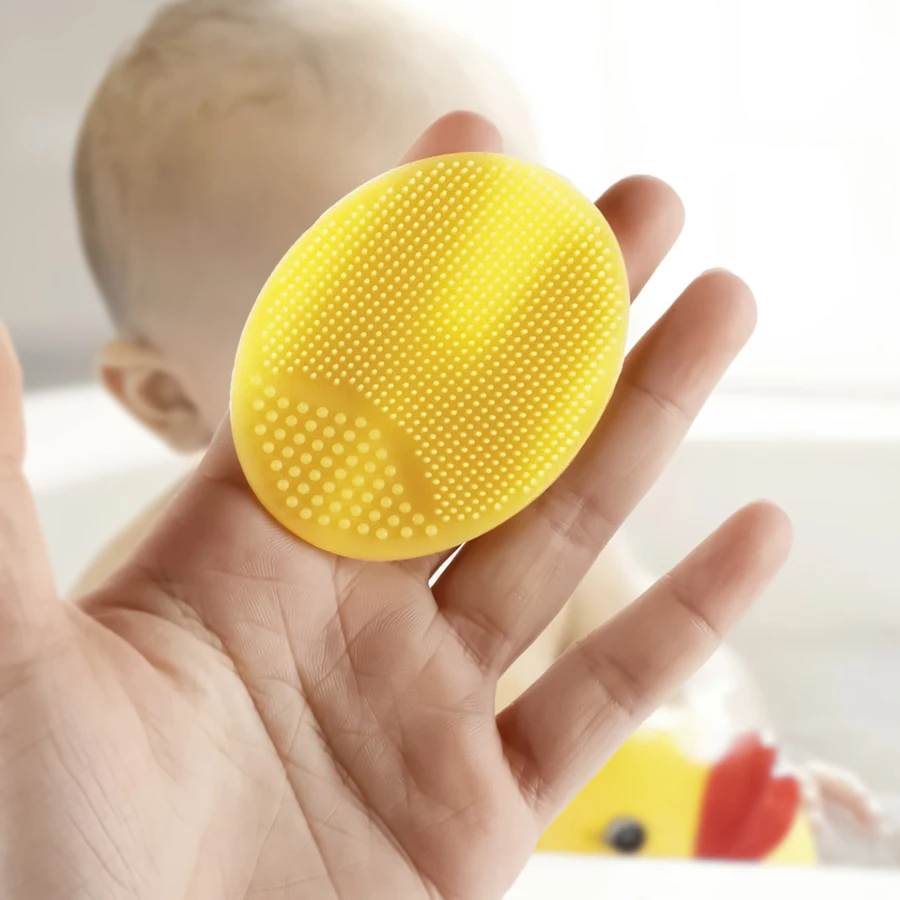 Cepillo de champú de silicona para limpieza de bebés, peine de pelo suave para recién nacidos, accesorios para el cuidado del bebé, 1 piezas