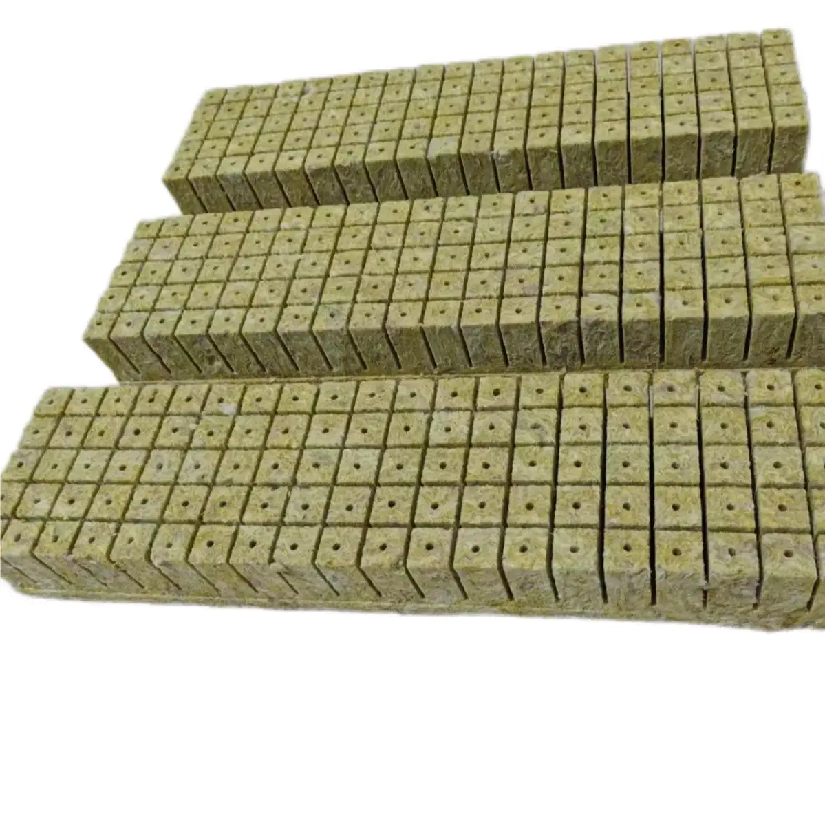 Planting rock wool manufacturers directly supply rock wool block insulation materials for soilless cultivation