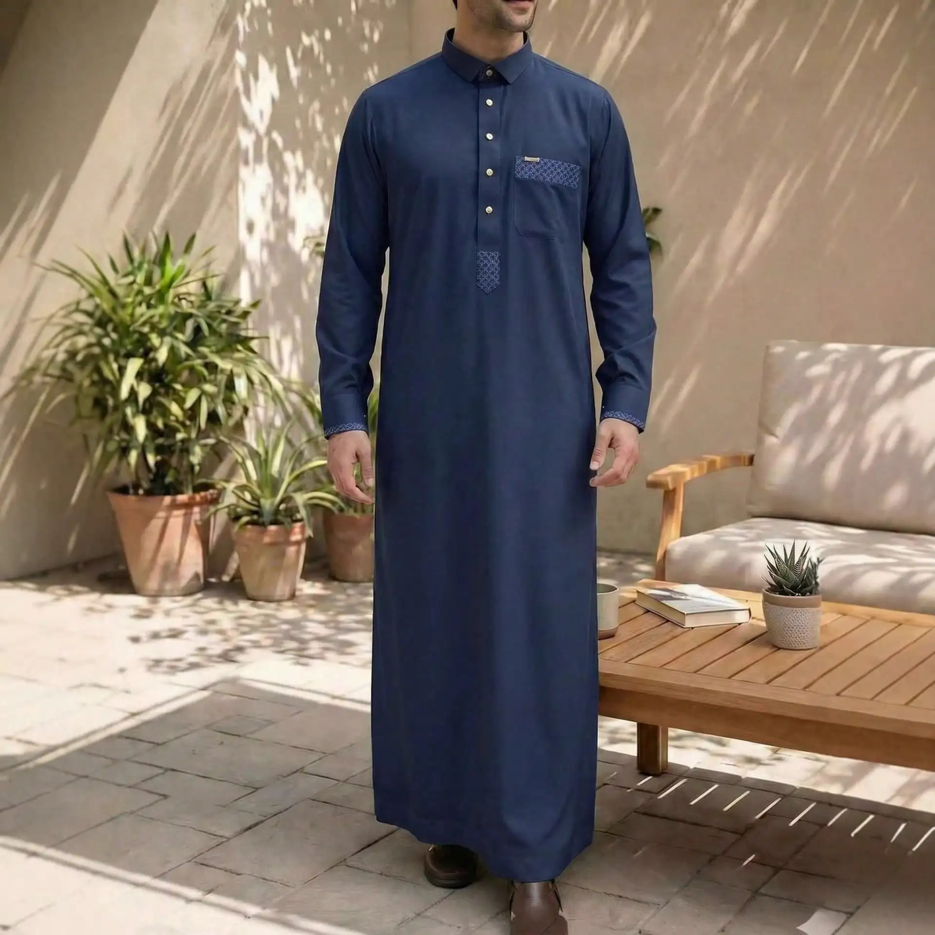 Arabian-Style Men's Robe Long-Sleeved Checked Shirt with Collar Design And Button Decoration Muslim Fashion Clothing