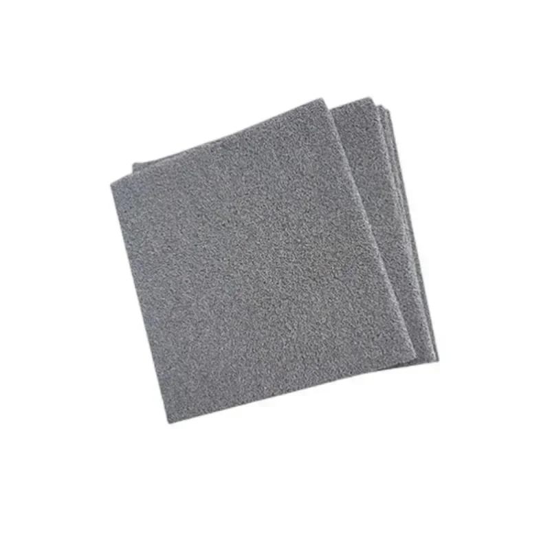 Blocs de fer à mousse poreux polyvalents pour diverses applications