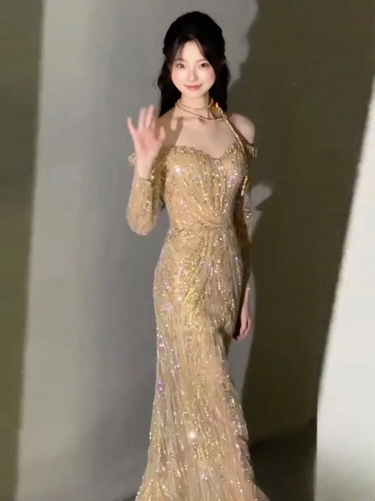 

Golden Host Student Day Coming-of-age Ceremony Art Examination fishtail toasting Long-sleeved