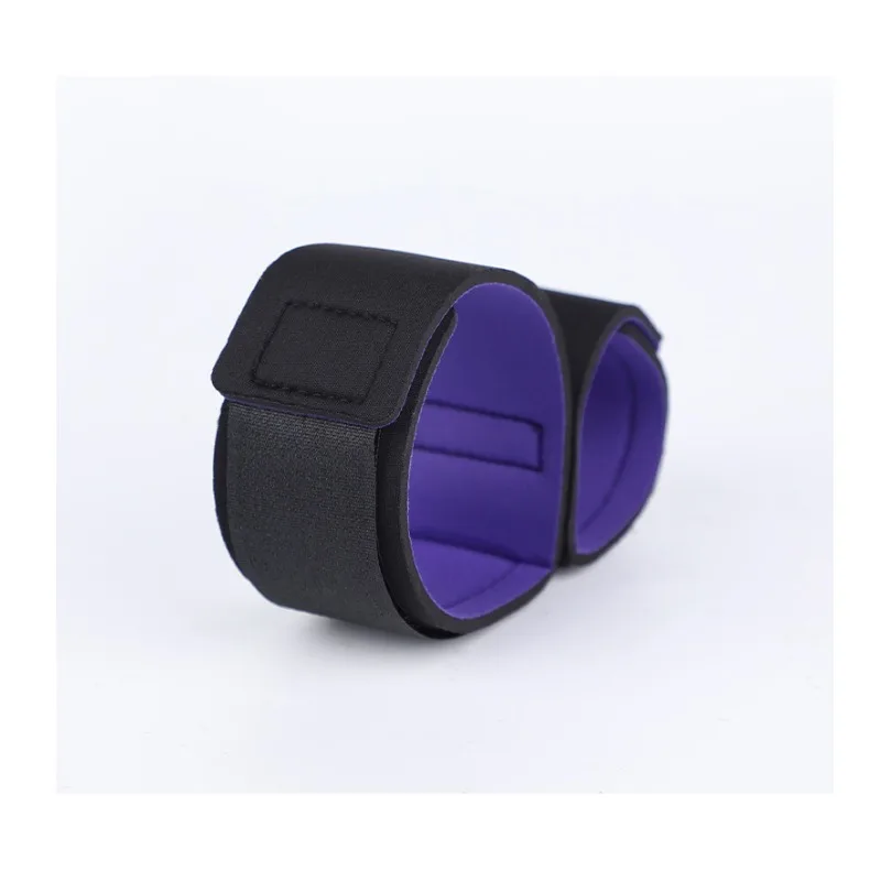 SMセックススポンジ手足拘束具カップルセックストレーニング女性奴隷罰拘束黒紫結合手足拘束具