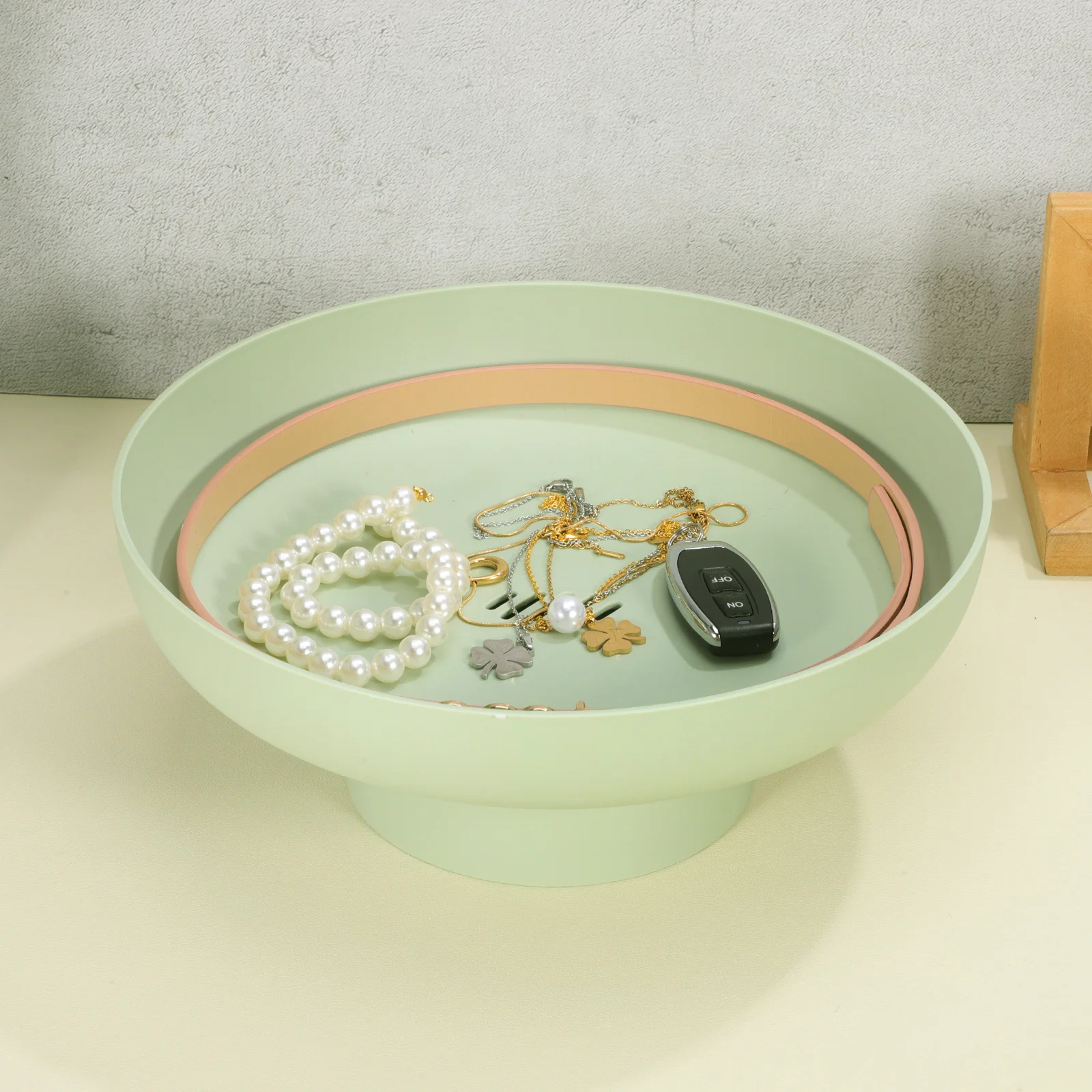 

Корзина с фруктами, современная минималистичная декоративная тарелка с фруктами на ножках для кухонной стойки, большая вместимость, домашний лоток для хранения закусок