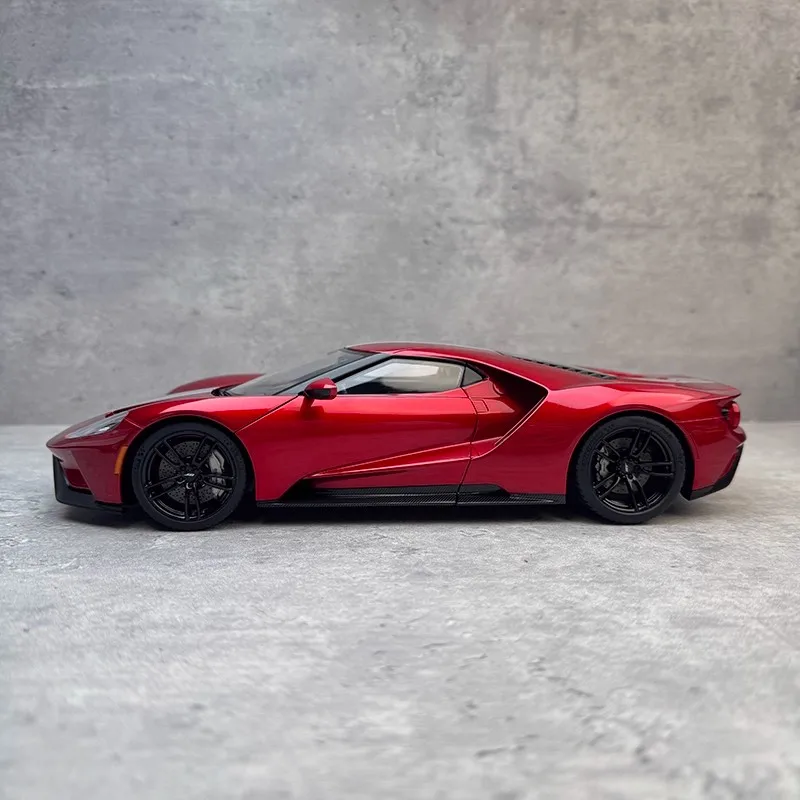 Autoart 1/18 Ford GT Highly Detailed Car Model ABS Material Car Model Simulation Collectible Cars Model Gift Boy Birthday Gift