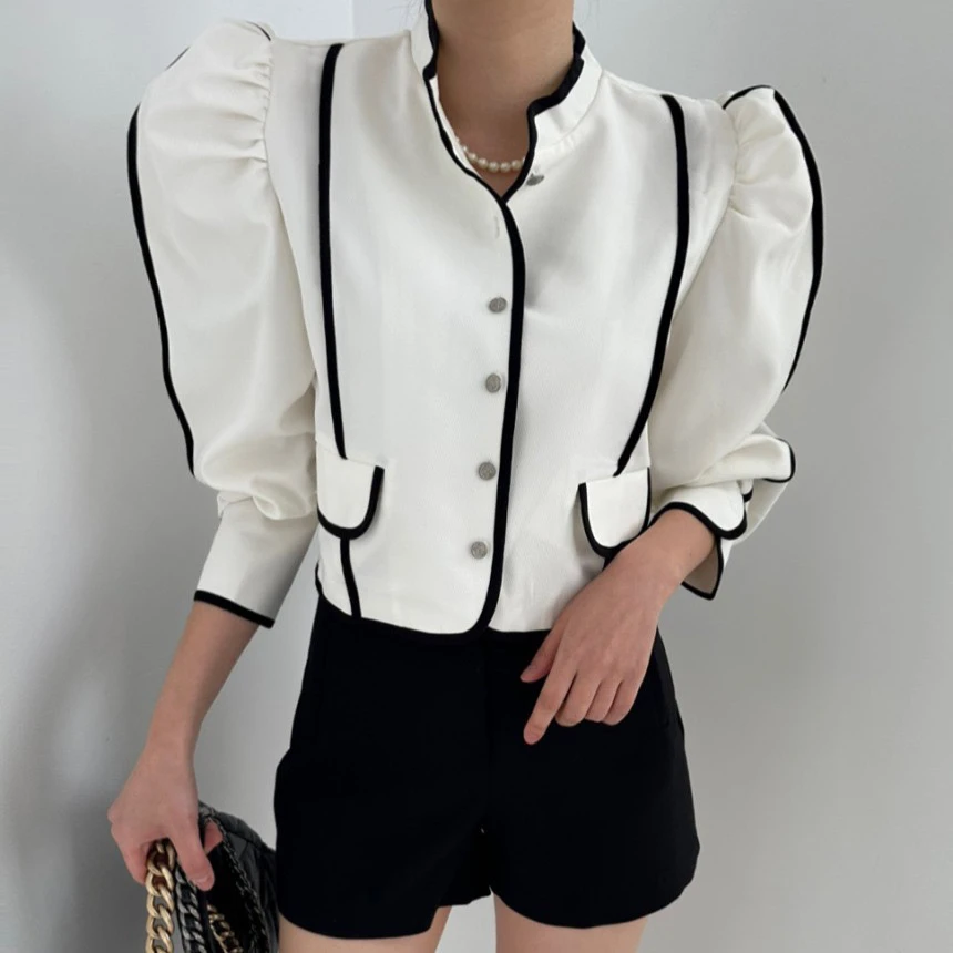 2026 New Fashion Color Block Design Top Women's Short Outerwear French Style Standard Fit Other Material 100% Autumn Collection