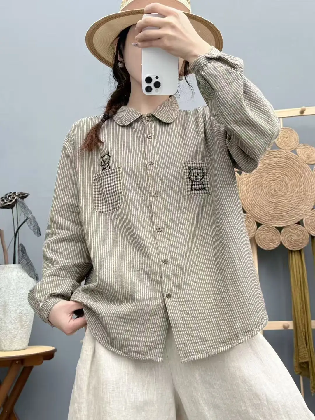 جديد 2025 الخريف غزل القطن قميص طويل الأكمام ، المرأة التلبيب مخطط التطريز ، موري فتاة موضة OL لطيف بلوزة فضفاضة T58050CC