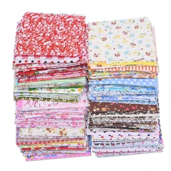 50 pz 10*10 cm Miscela Quadrato Tessuto di Cotone Patchwork Tessuto Cucito Quilting Tessuto per Patchwork Cucito FAI DA TE Materiale Fatto A Mano