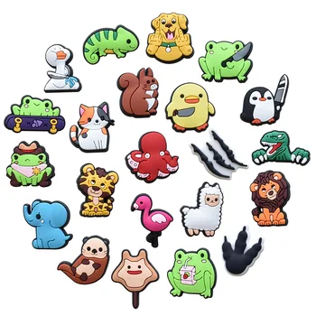 Sapo animal sapato encantos para crocs sapatos acessórios decorações se encaixa meninos meninas crianças adolescentes presentes de natal festa favores