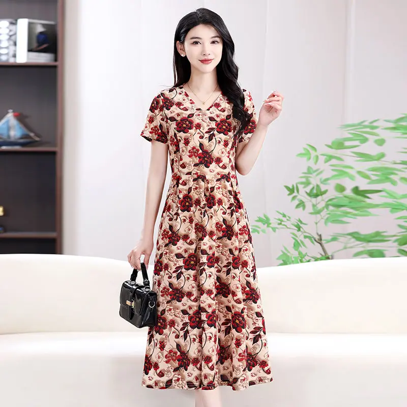 فستان طويل بأكمام قصيرة وتنورة فساتين سهرة لصيف 2025 فساتين طويلة رفيعة جديدة للنساء فستان زهري أنيق