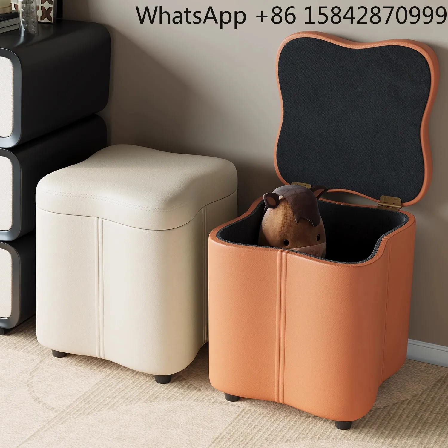 

Небольшая скамейка для бытовой гостиной