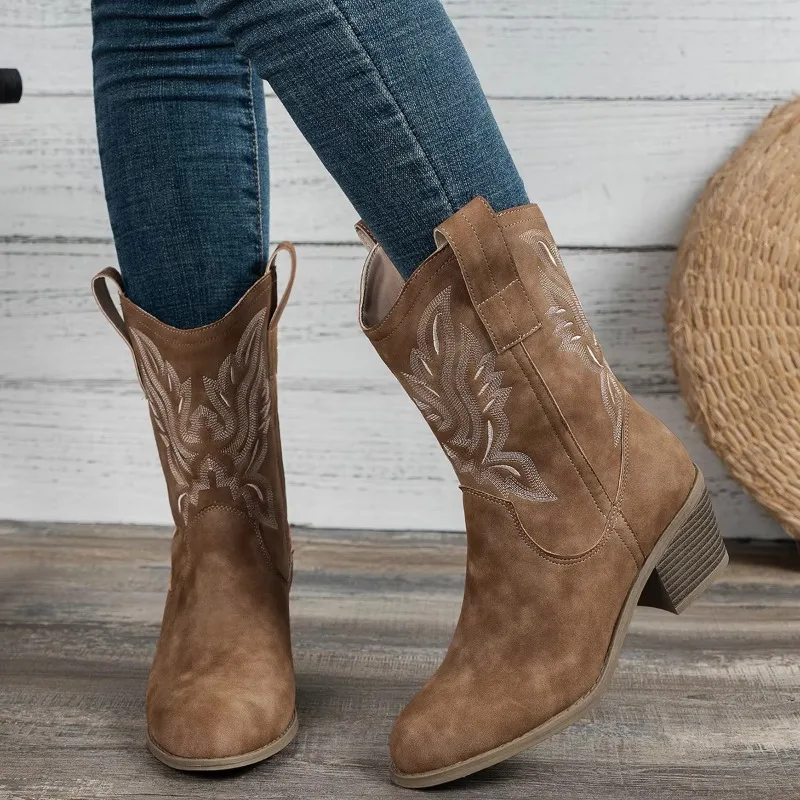 2026 Retro Embroidered Western Cowboy Short Boots Knight Boots Pointed Toe Medium Heel Waterproof Anti-slip Boots Size 36-43