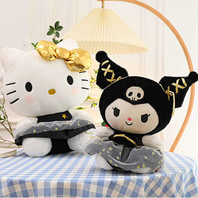 ตุ๊กตาผ้ากำมะหยี่ลายการ์ตูนน่ารัก Sanrioed สีดำทอง Kuromi Kitty ตุ๊กตาหนานุ่มใหม่สีดำทอง KT ตุ๊กตาแต่งงานของขวัญวันเกิดสำหรับเด็ก