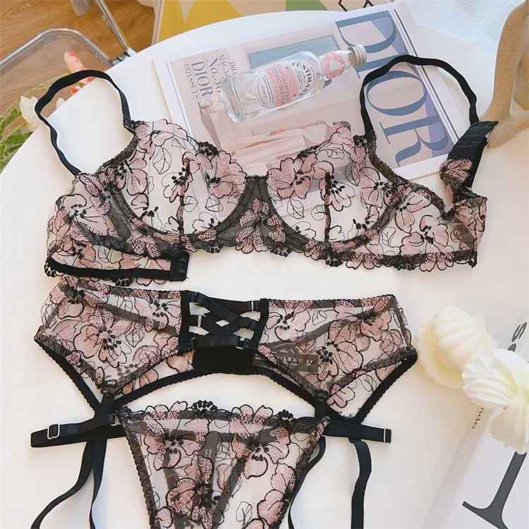 Embroidery three sets of sexy lace underwear large hollowed out with steel ring top support lingerie set ladies bra briefs