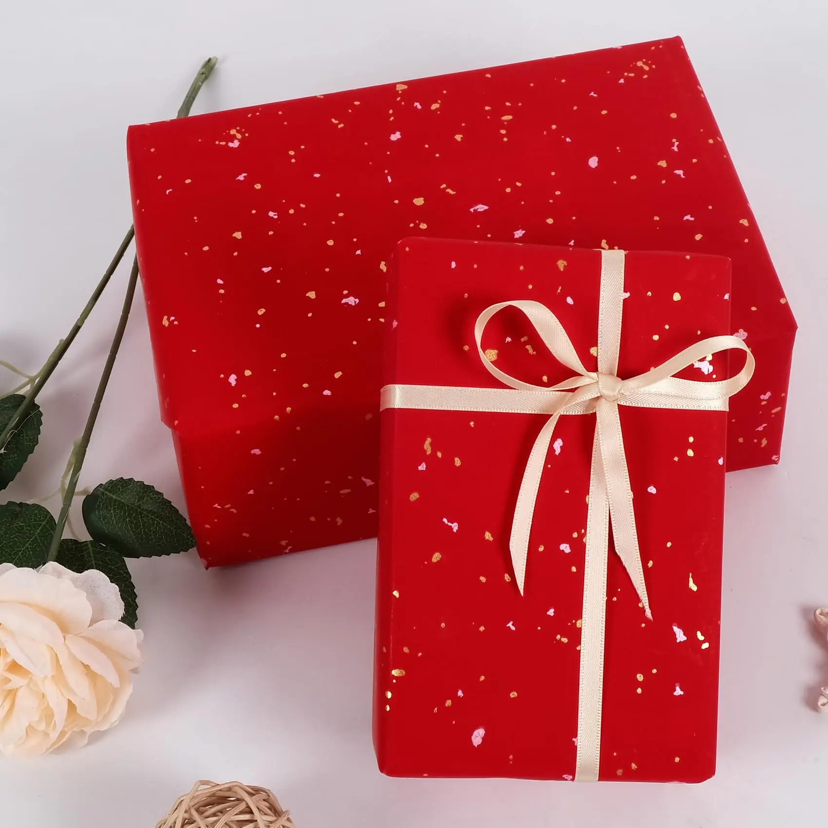 1 لفة 17 بوصة × 118 بوصة لفة صغيرة من الذهب الأحمر لعيد الميلاد مع لمسة حريرية مثالية لعيد الميلاد وأعياد الميلاد والزفاف والعطلات