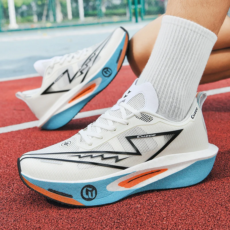 Running Shoes Men's Competitive Training Shoes Lightweight Breathable Sports Shoes Women's Travel Hiking Shoes Soft Sole Carbon Plate Fashion Casual Running Shoes 36-45
