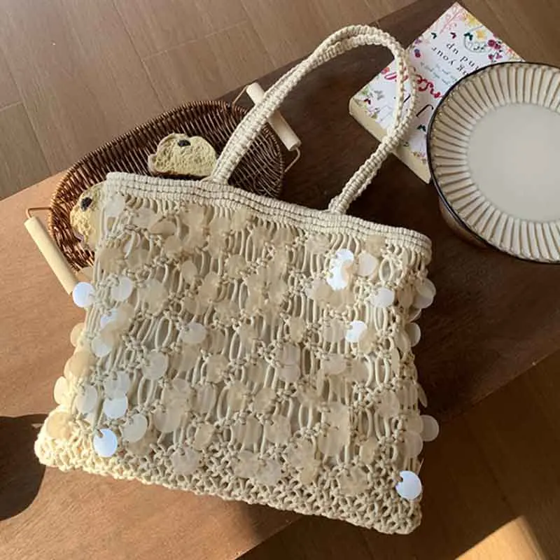 

New Bohemian Straw Bag Tote Hollow Floral Beach Bags For Women Handbag Handmade Woven Shoulder Bag Summer Travel Bag