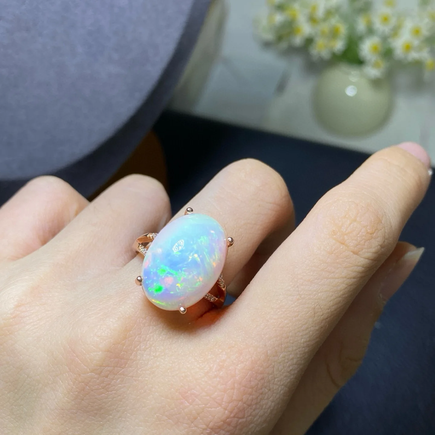 

Кольцо с натуральным опалом, серебро 925 пробы, инкрустированное натуральным полным огненным опалом, 13x18 мм, великолепный блеск, посеребренный, регулируемый