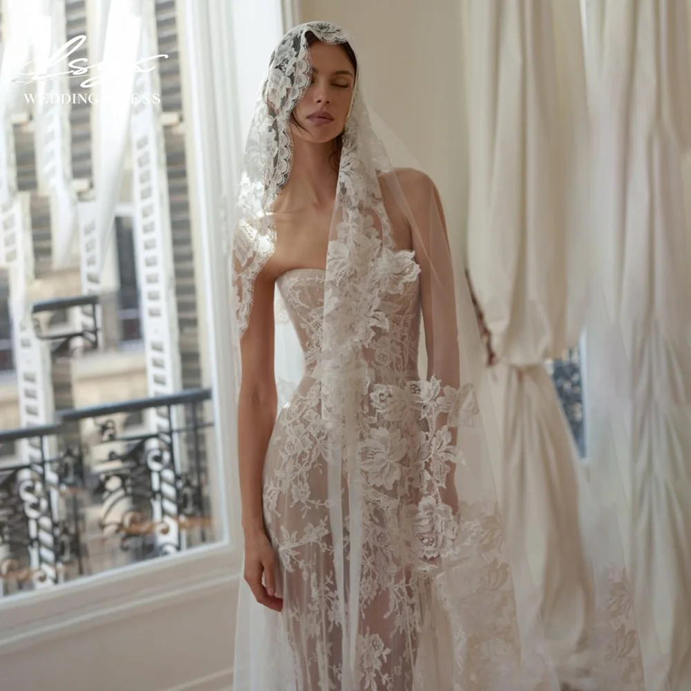 LSYX 2025 Alla moda senza spalline scollo a cuore velo di pizzo sirena abito da sposa lungo treno abbinato eleganti abiti da sposa romantici