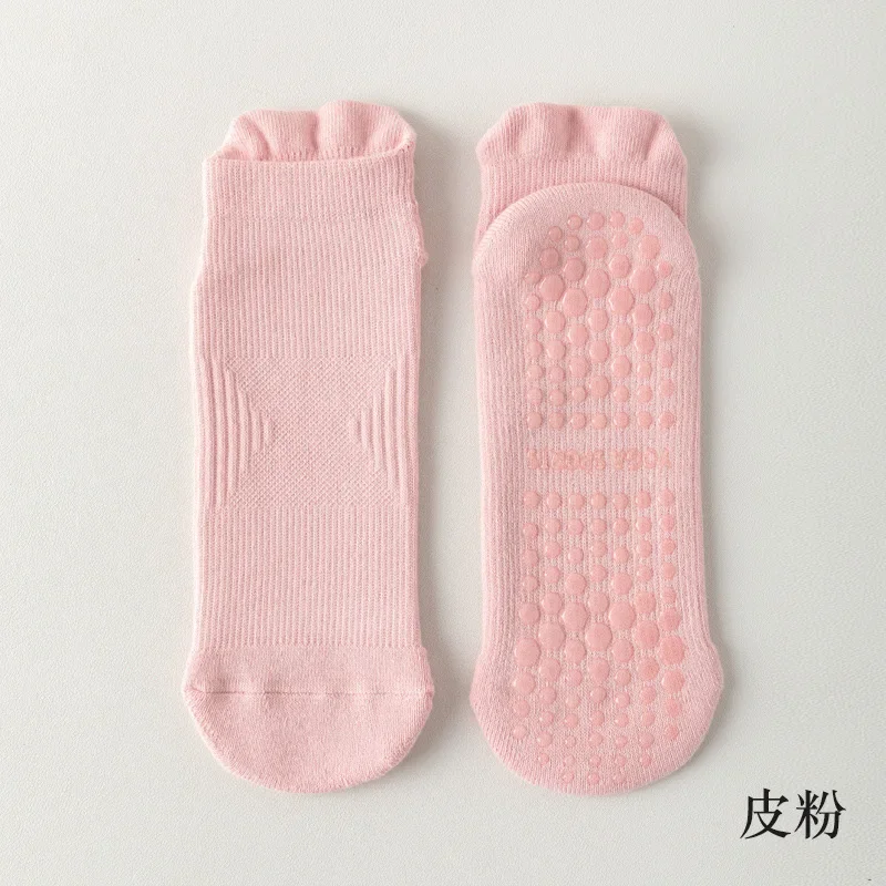 Short Comfortable New Cotton Solid Yoga Socks Color Silicone Non-slip Sports Socks Indoor Dance Fitness Pilates Socks for Women