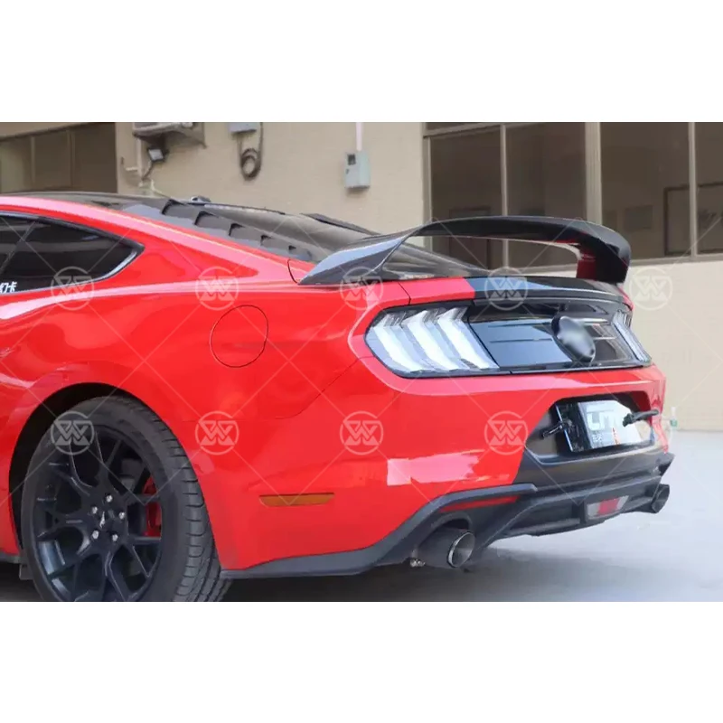 لفورد موستانج GT350 2015-2020 ألياف الكربون الخلفي غطاء صندوق السيارة المفسد التمهيد الشفاه الذيل الجناح الفاصل قطع غيار السيارات الجسم أطقم